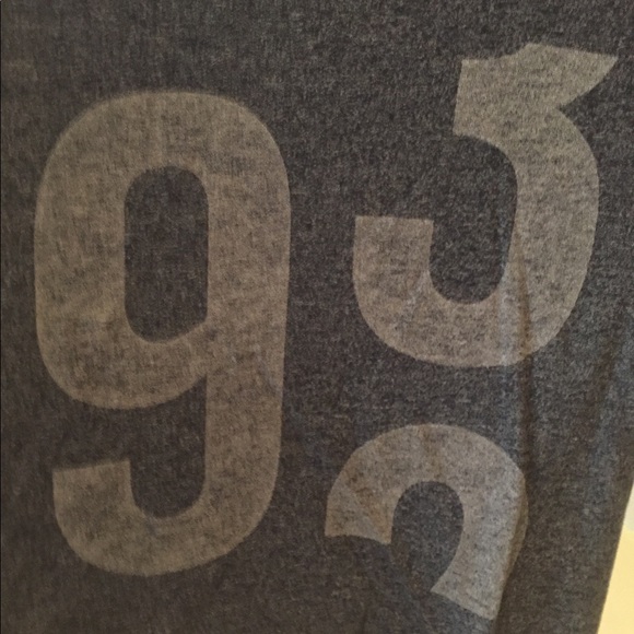 **SOLD**Abercrombie and Fitch Crop Top - Picture 2 of 4